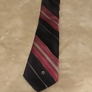 Etienne Aigner tie